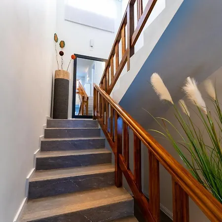 Preety Blue Residence Villas Grand-Baie Exterior photo